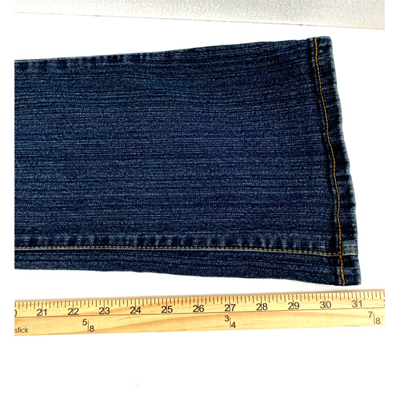 Deja Bleu Jeans Womens Size 8 Back Flap Pockets Medium Wash Denim Embroidery - Picture 8 of 11